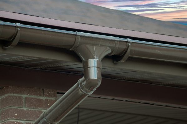 Gutter Rerouting in Mobile