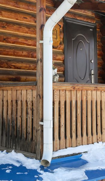 Cost of Porch Downspout Installation in Mobile