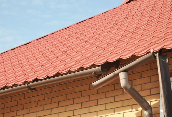 Loose Gutter Repair in Mobile