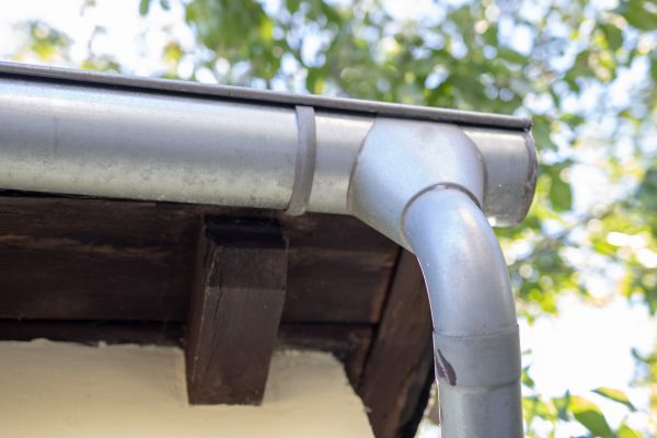 Cost of Metal Rain Gutter Installation in Mobile