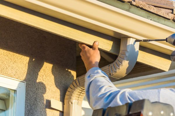 Aluminum Rain Gutter Service in Mobile